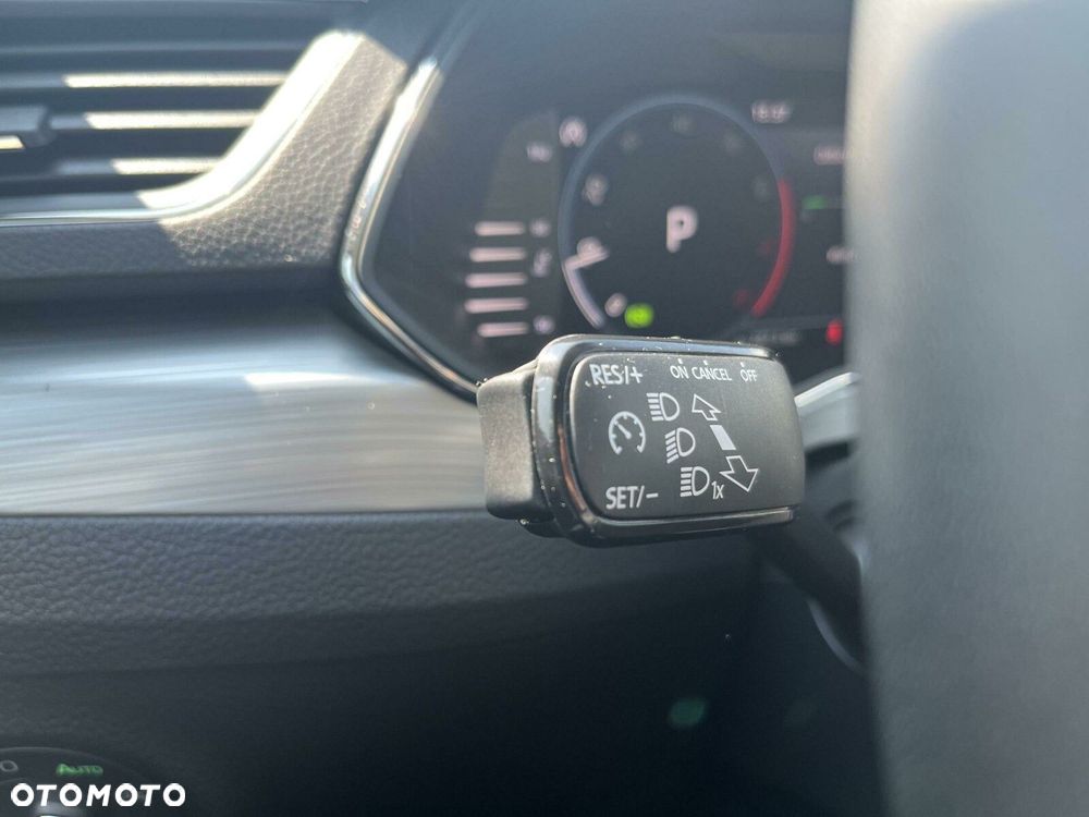 Skoda Superb 1.5 TSI Ambition DSG - 15