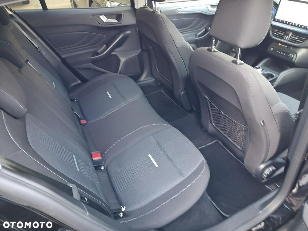 Ford Focus - 21