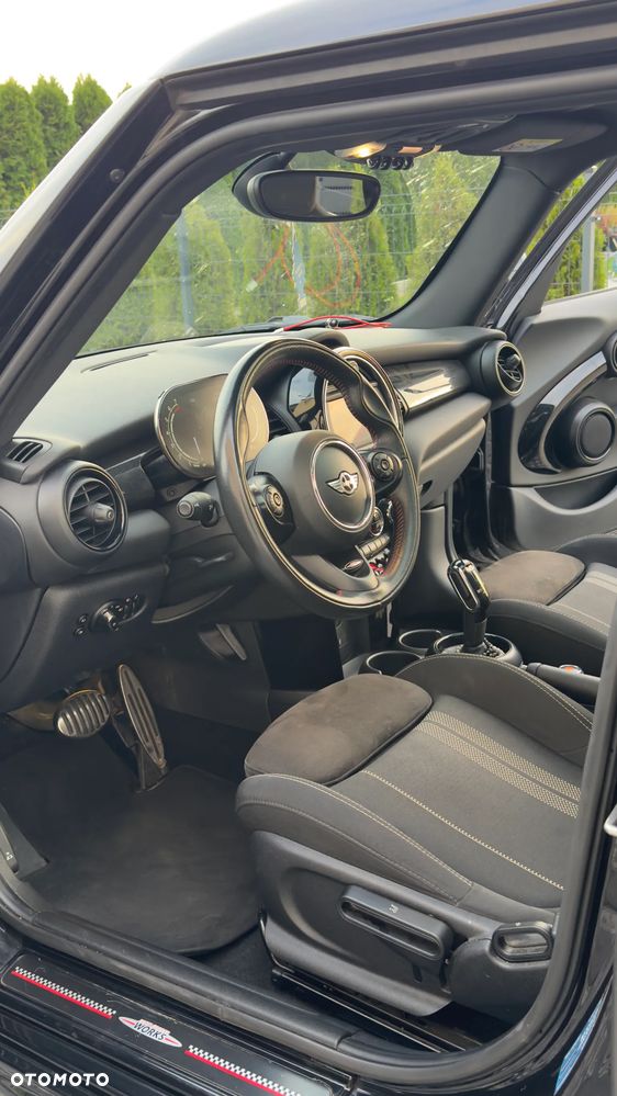 MINI Cooper John Works Trim - 30