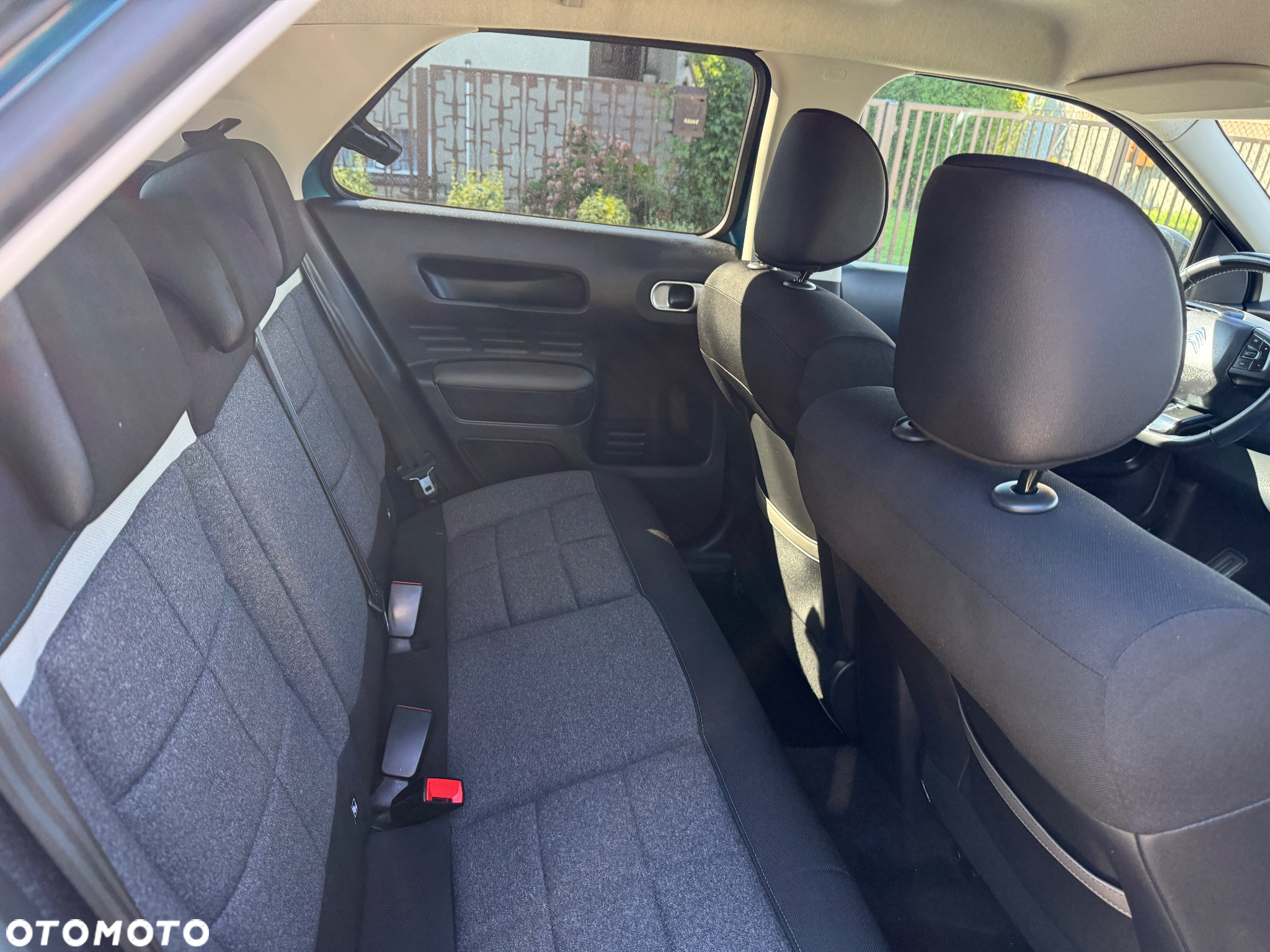Citroën C4 Cactus 1.5 BlueHDi Shine EAT6 - 12
