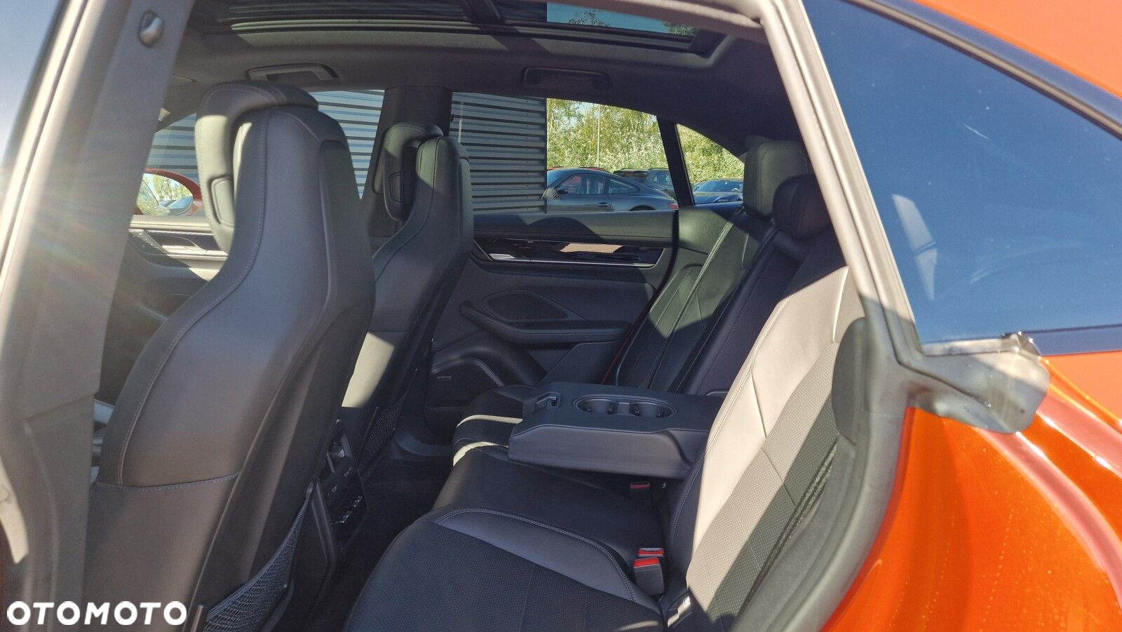Porsche Macan - 10