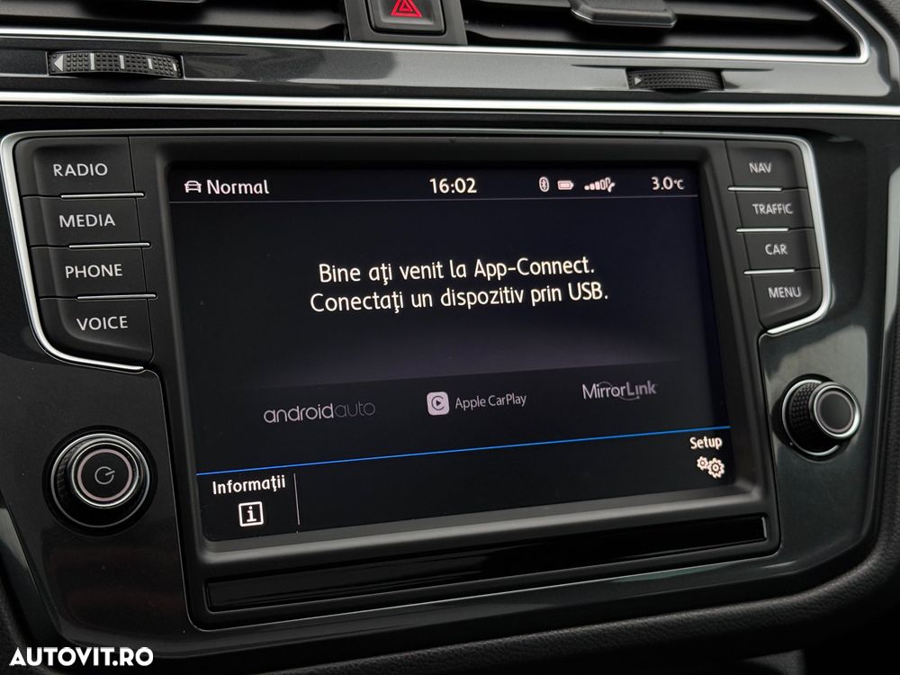 Volkswagen Tiguan 2.0 TDI SCR 4MOTION DSG Highline - 24