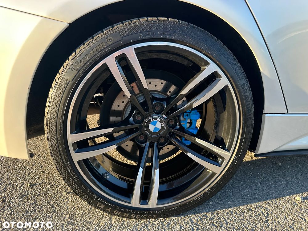 BMW Seria 3 - 34