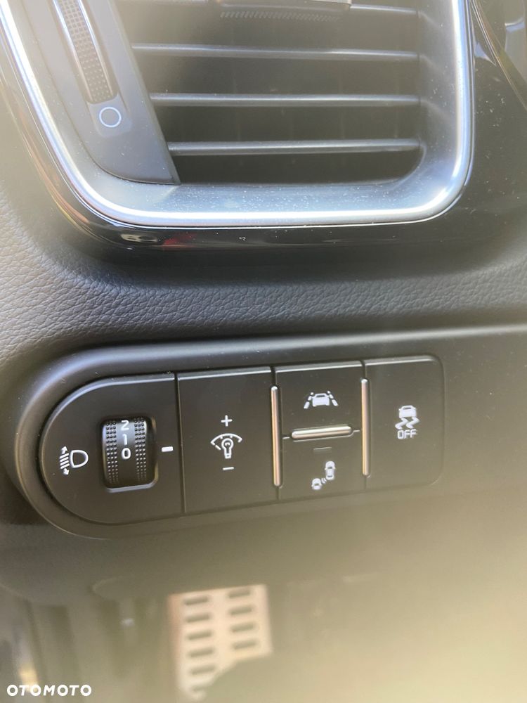 Kia Ceed 1.6 T-GDI GT - 19