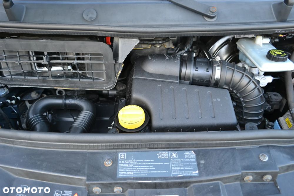 Opel Vivaro - 34