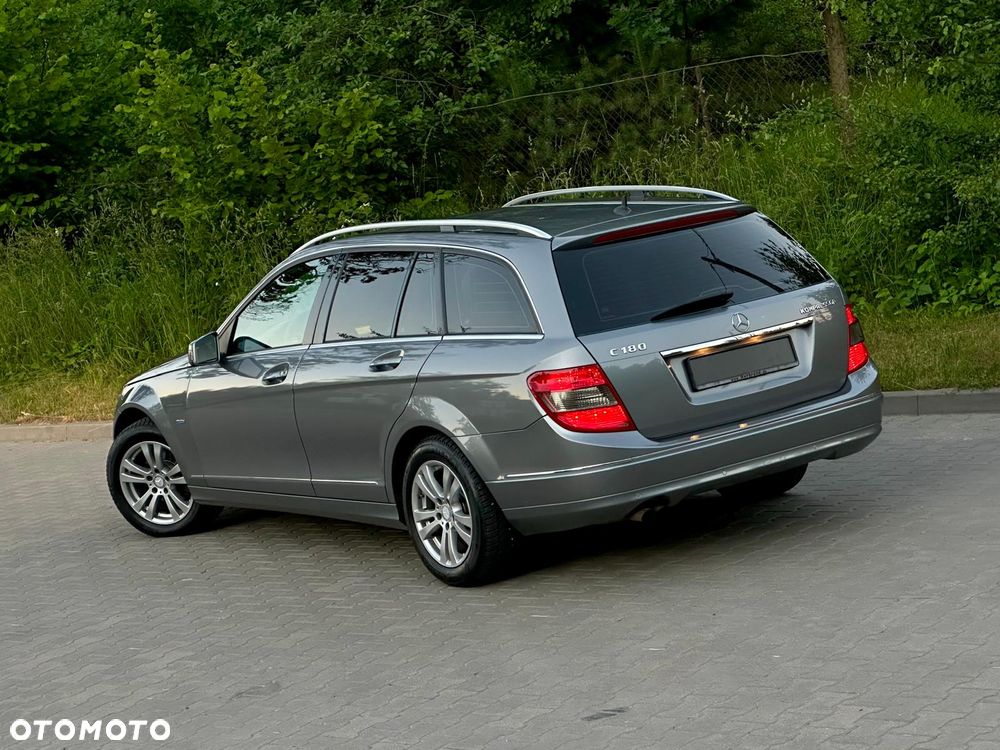 Mercedes-Benz Klasa C 180 Kompressor BlueEFFICIENCY Avantgarde - 9