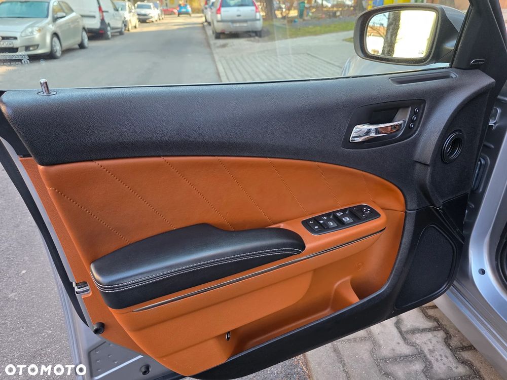 Dodge Charger - 21