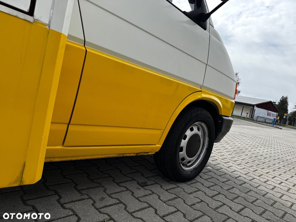 Volkswagen Transporter - 32