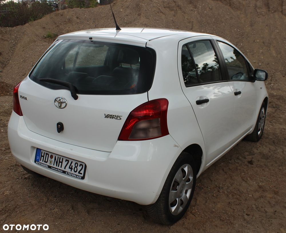 Toyota Yaris 1.0 VVT-i Cool Edition - 9