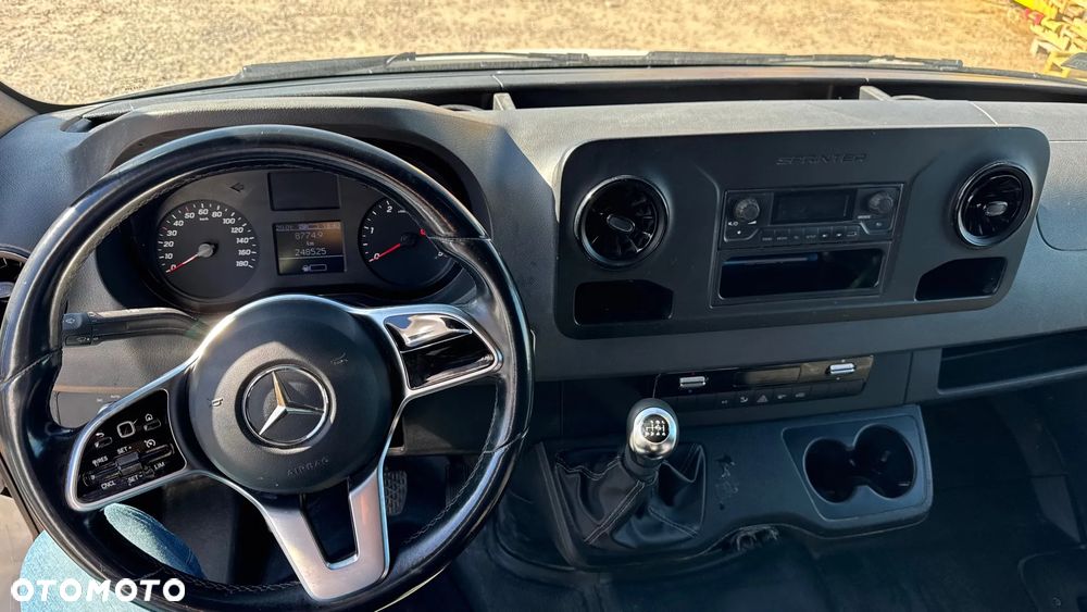 Mercedes-Benz sprinter - 10