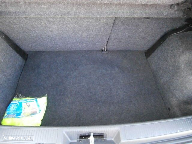 Fiat Punto 1.3 M-Jet Easy S&S - 21