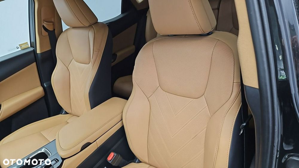 Lexus NX 450h+ Omotenashi AWD - 11