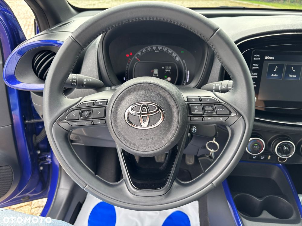 Toyota Aygo X Business Edition - 25