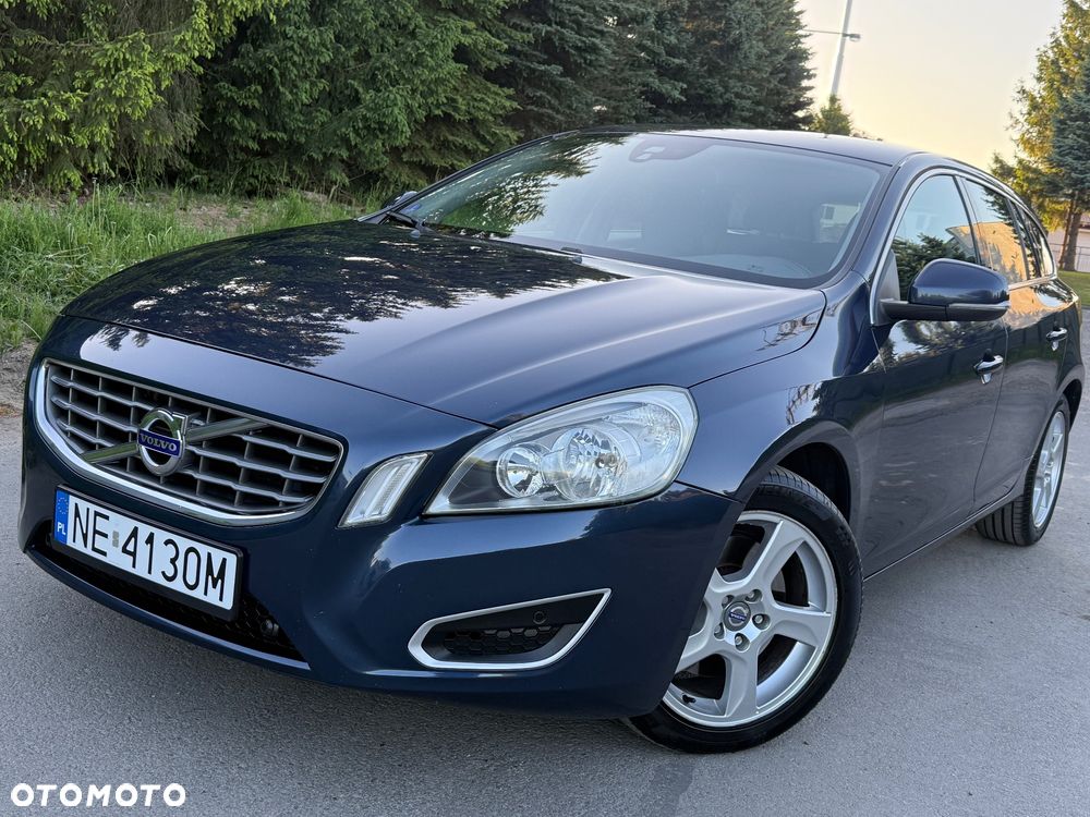 Volvo V60 2.0T - 1