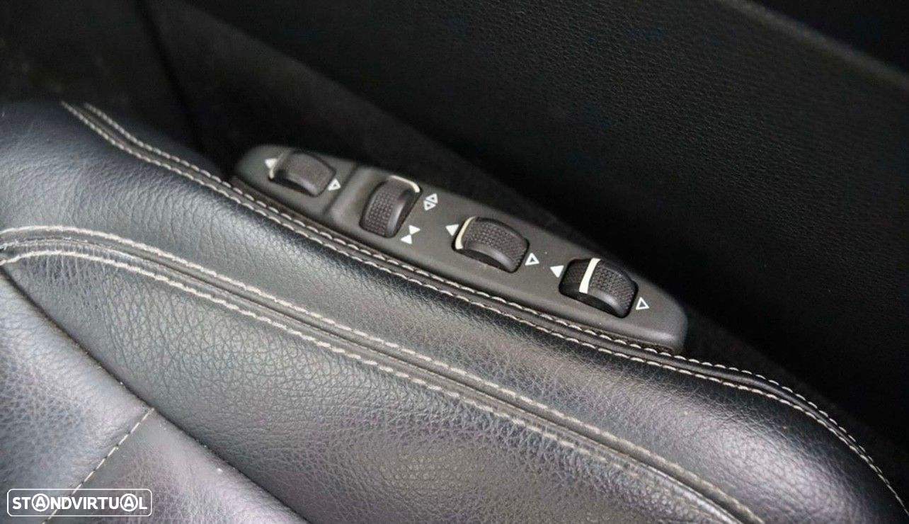 Mercedes-Benz E 220 CDi Avantgarde BlueEfficiency Auto - 23
