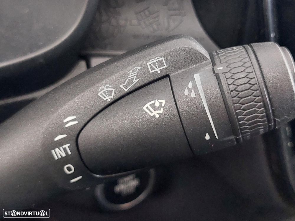 Volvo XC 40 1.5 T5 PHEV Momentum Plus - 31