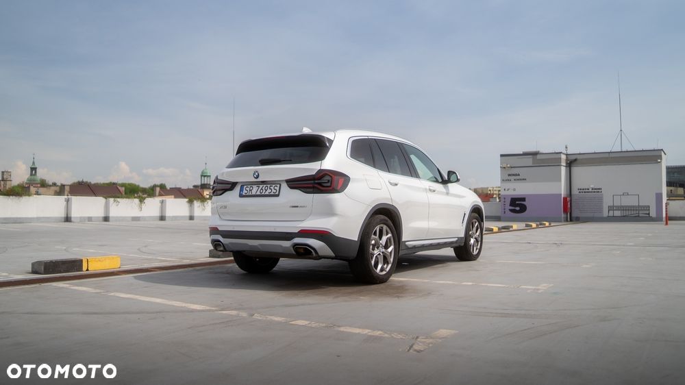 BMW X3 xDrive30i Luxury Line - 4