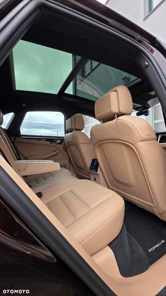 Porsche Macan GTS - 16