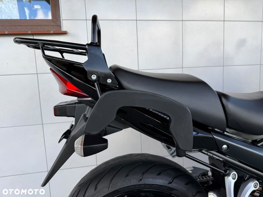 Suzuki GSX - 14