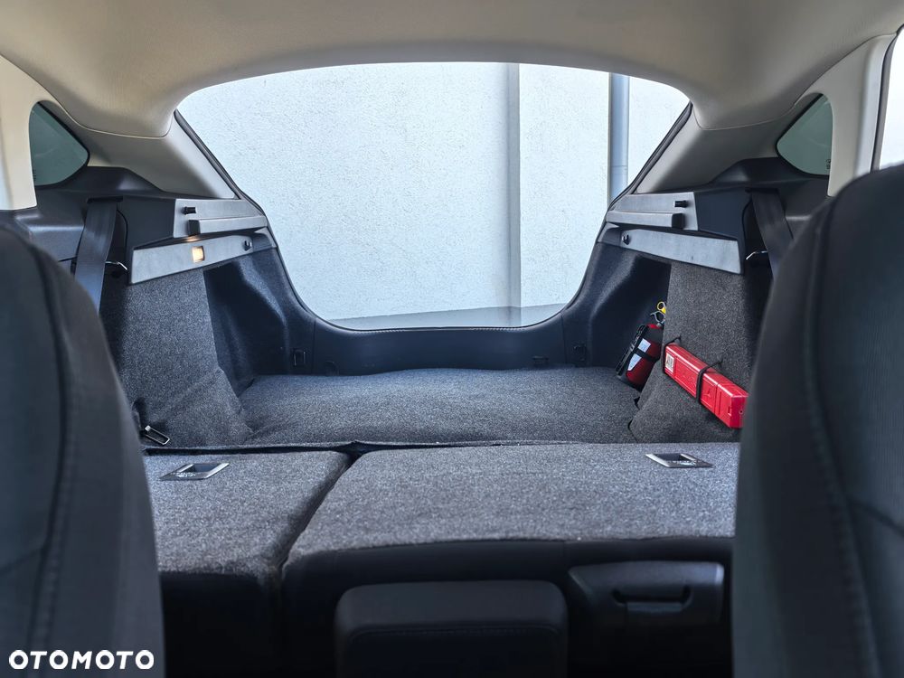 Ford Mondeo 2.0 TDCi Ambiente - 23