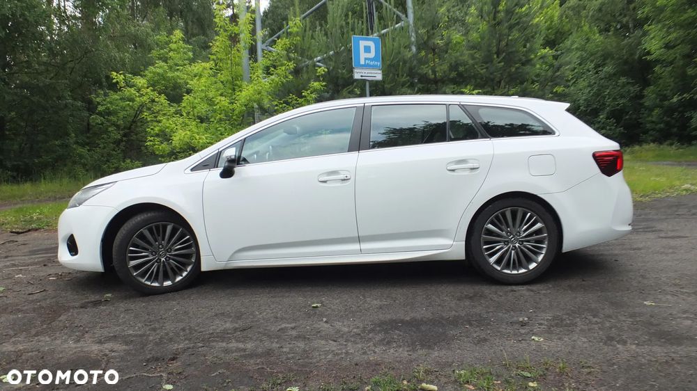 Toyota Avensis 1.8 Active - 2