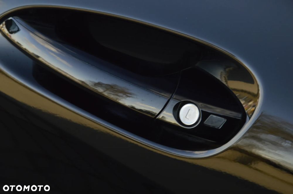 Mercedes-Benz Klasa A 250 4Matic 7G-DCT - 19