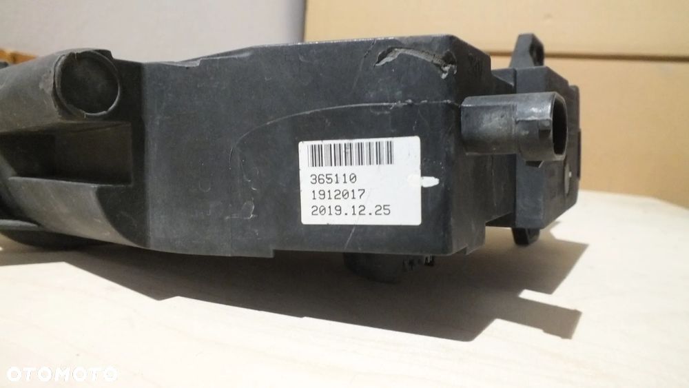 Halogen prawy Led Jeep Grand Cherokee SRT Lift - 4