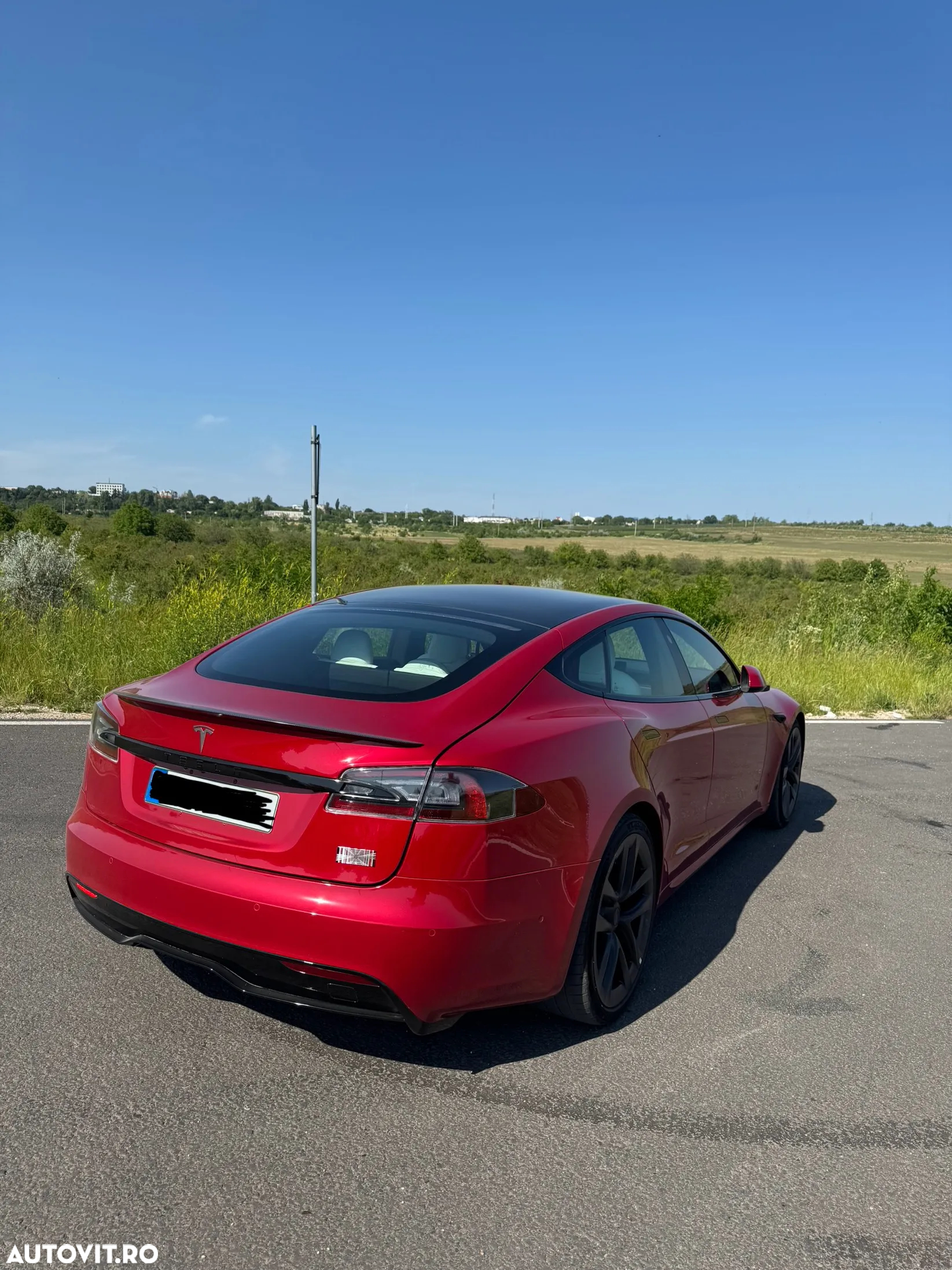 Tesla Model S Plaid - 3