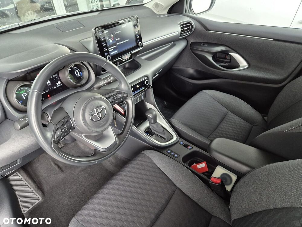 Toyota Yaris - 8