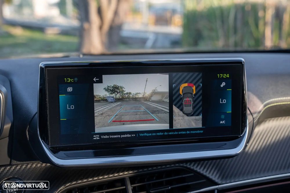 Peugeot e-2008 50 kWh GT - 14