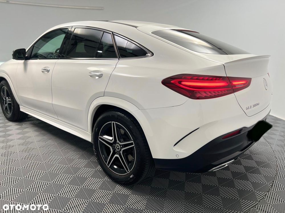 Mercedes-Benz GLE 300 d mHEV 4-Matic AMG Line - 14