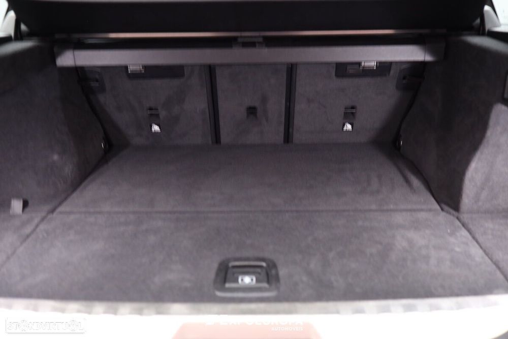 BMW 320 e Pack Desportivo M Auto - 7