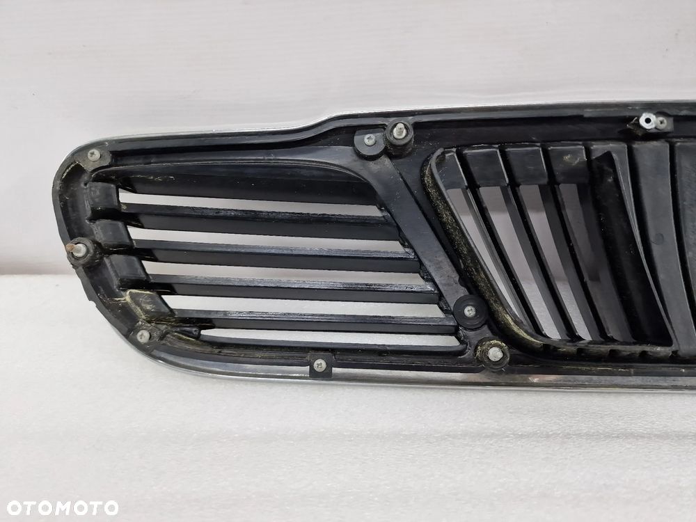 DAEWOO LANOS 96- ATRAPA / GRILL PRZEDNI PRZÓD , NR 96215294 , NR AUKCJI GL337 - 11