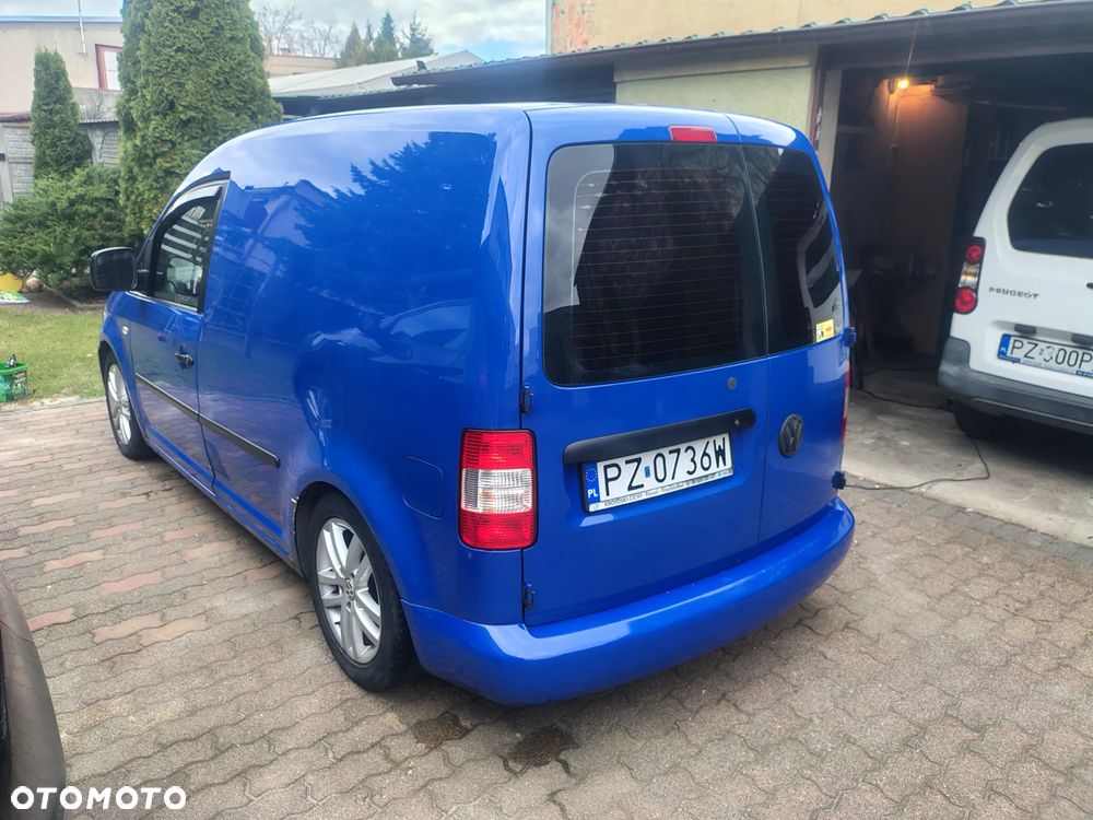Volkswagen Caddy - 4