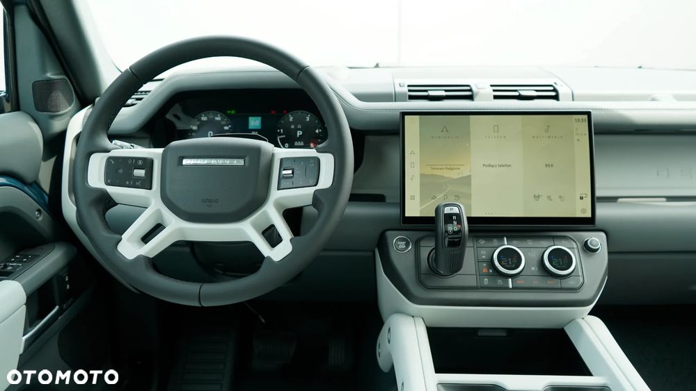 Land Rover Defender 3.0 D350 mHEV X-Dynamic HSE - 19