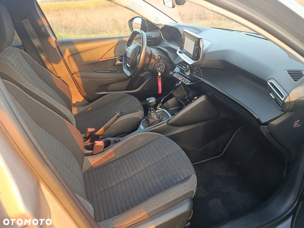 Peugeot 208 1.2 PureTech Active S&S - 13