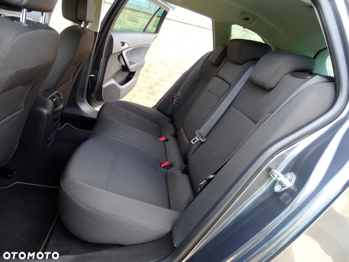 Opel Insignia 2.0 CDTI Sports Tourer Active - 24