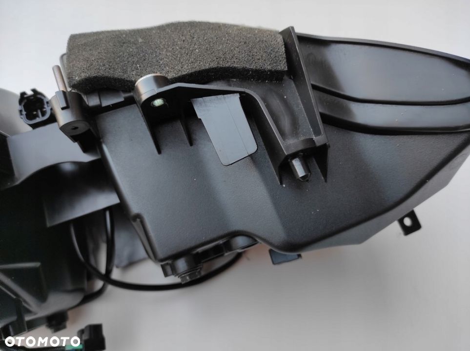 HONDA CBR 1000 RR SC59 LAMPA REFLEKTOR PRZÓD LIFT - 8