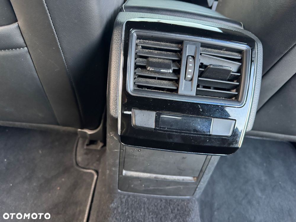 Skoda Superb 2.0 TSI 4x4 DSG SportLine - 24