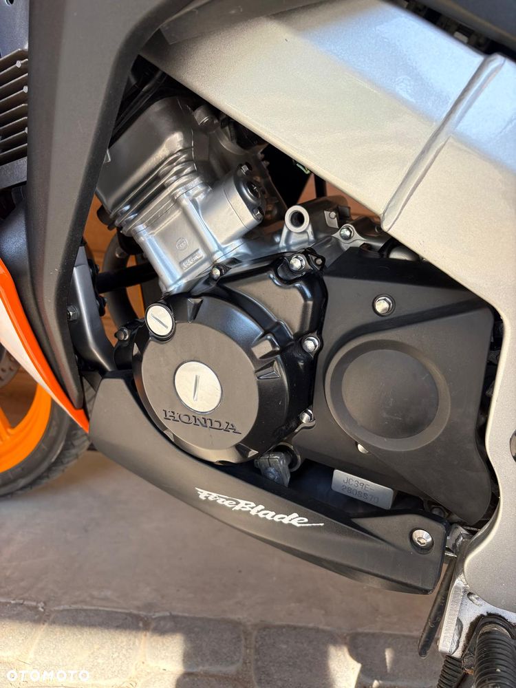 Honda CBR - 14