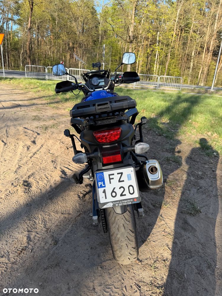 Suzuki V-STROM - 30