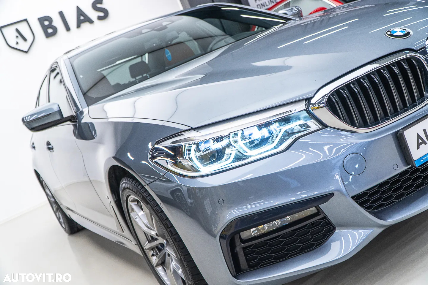 BMW Seria 5 530e Aut. M Sport Edition - 29