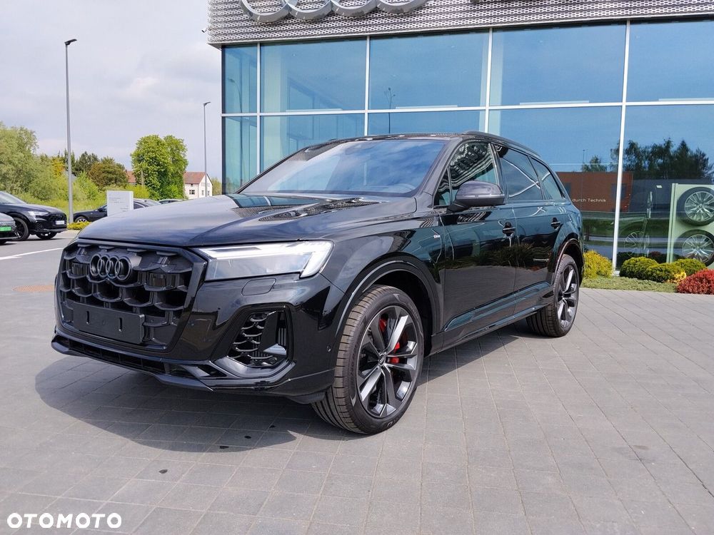Audi Q7 - 1