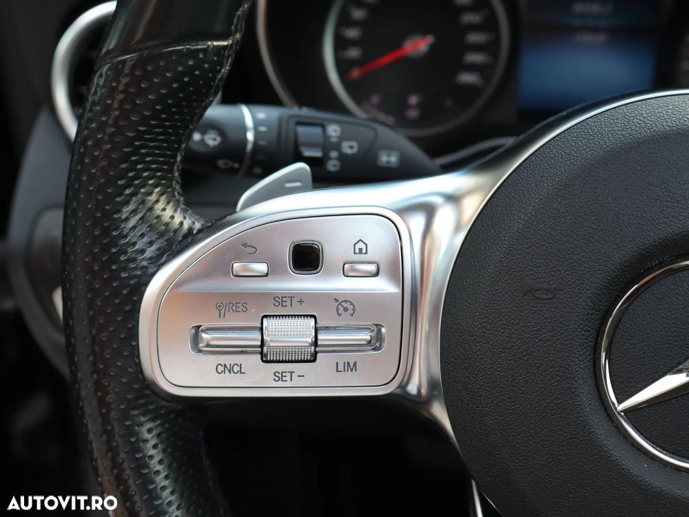 Mercedes-Benz GLC 300 de 4Matic 9G-TRONIC AMG Line Plus - 16