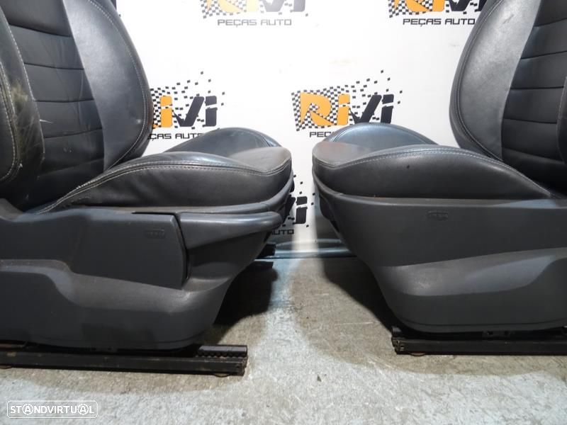 Bancos Renault Sport Megane 2 RS2 Coupe com Quartelas Frontais - 10