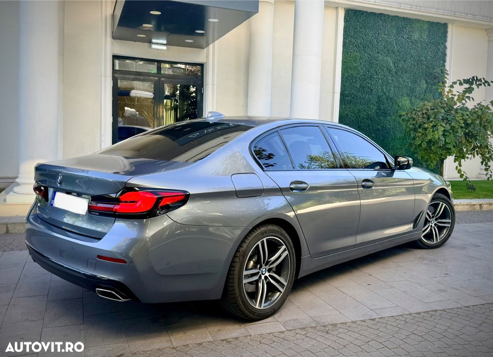 BMW Seria 5 2021 photo 3