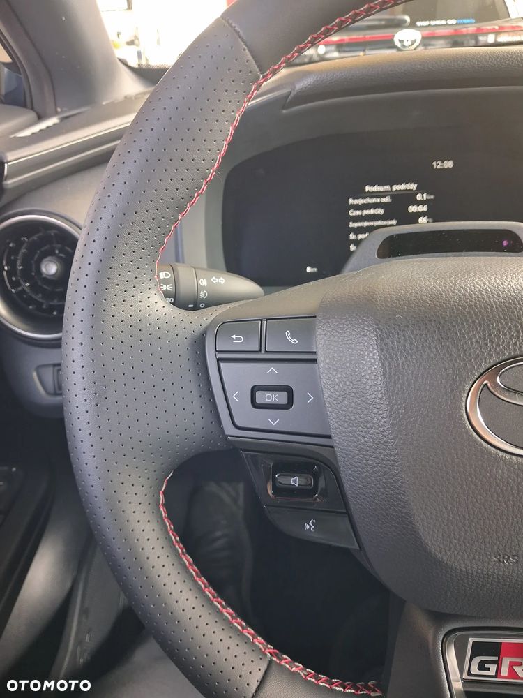Toyota C-HR 2.0 PHEV Dynamic Force GR Sport - 11