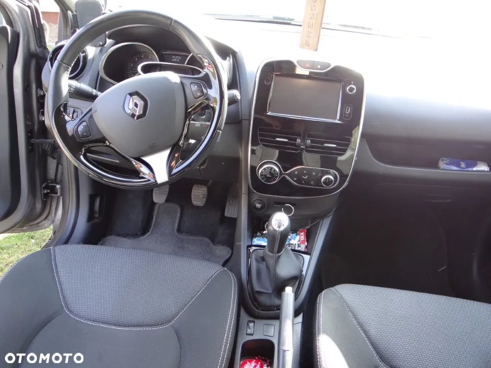 Renault Clio - 7