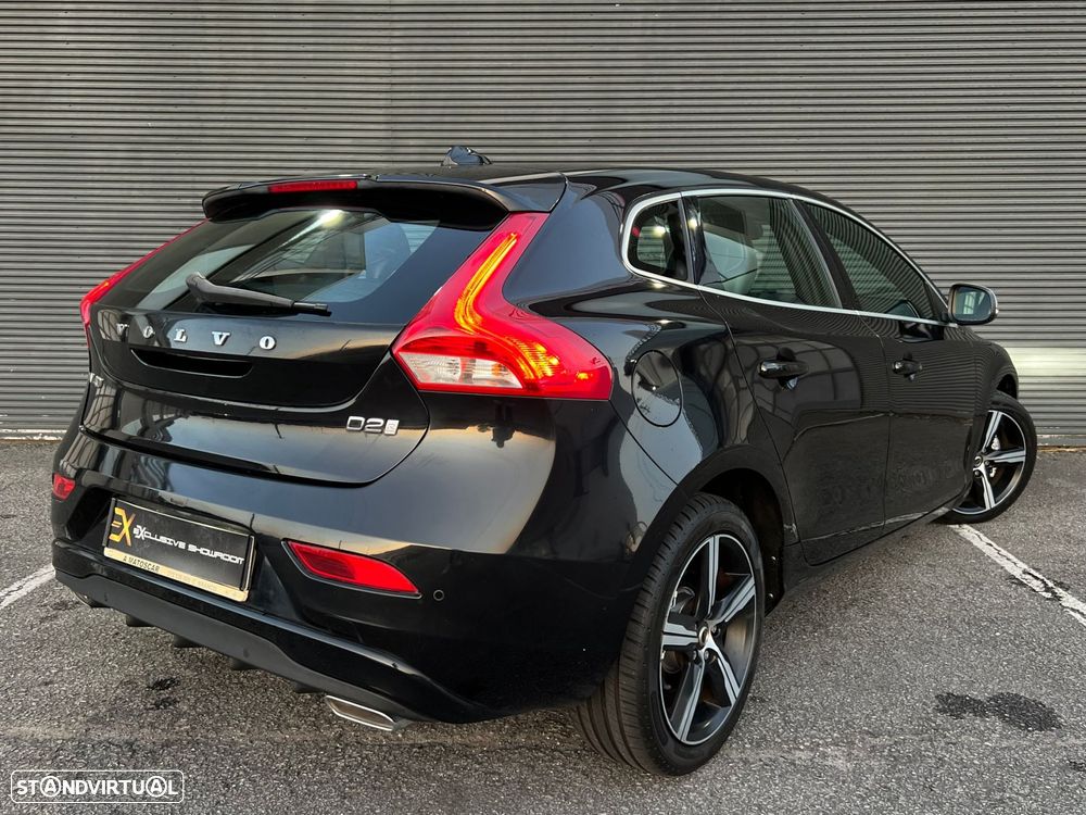 Volvo V40 2.0 D2 R-Design - 10