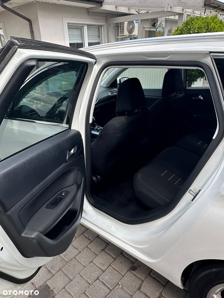 Peugeot 308 BlueHDi 150 Automatik Stop & Start Allure - 27